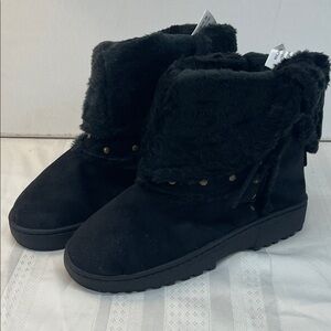 Women's Black Ankle Boots with Faux Fur